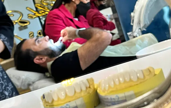 بهترین دندانپزشکی زیبایی در شمال تهران